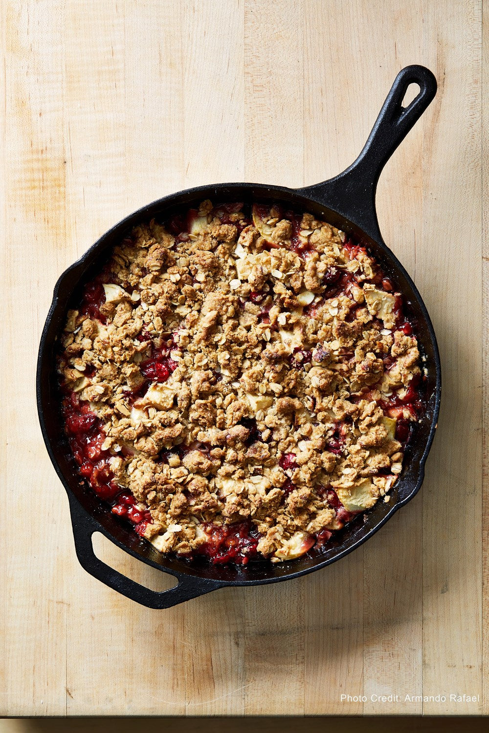 Lidia's a Pot, a Pan, and a Bowl: Simple Recipes for Perfect Meals: A Cookbook