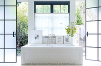 Victoria Hagan: Live Now