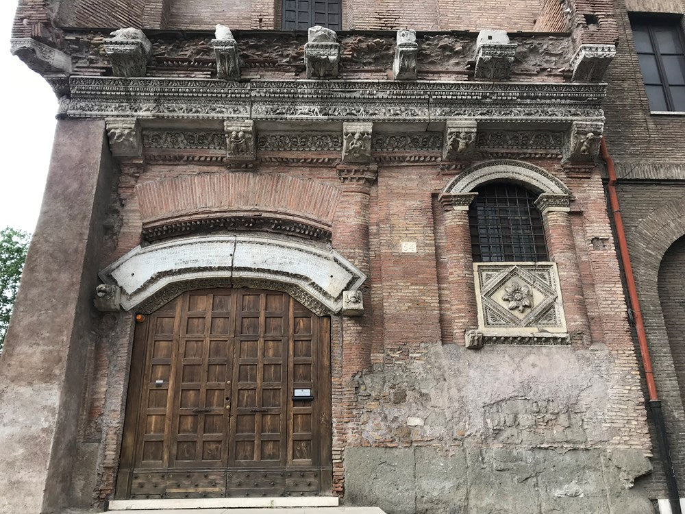 Naked Statues, Fat Gladiators, and War Elephants